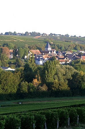 Sury-en-Vaux, au Nord-Ouest de Sancerre